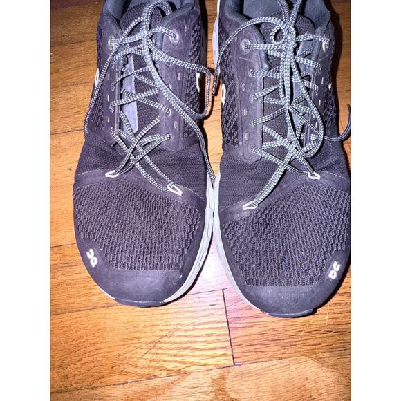 On men’s Cloudstratus original charcoal size 11 - Picture 3 of 10